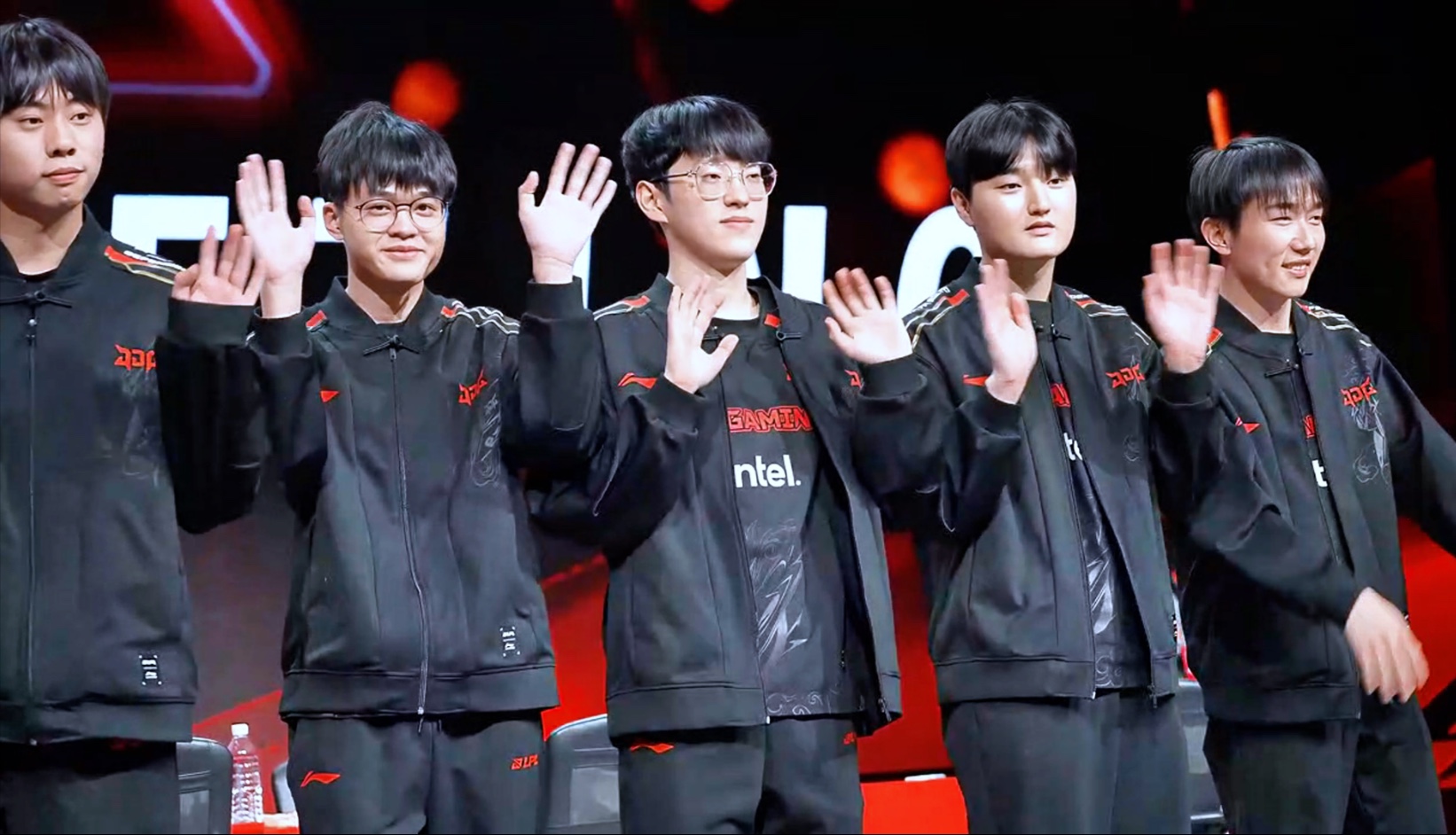 DRX轻取IG，Scout完成史诗逆转顶尖较量全球总决赛，留下经典瞬间