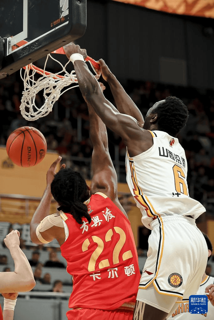 山西队绝杀吉林队，米切尔点燃赛场