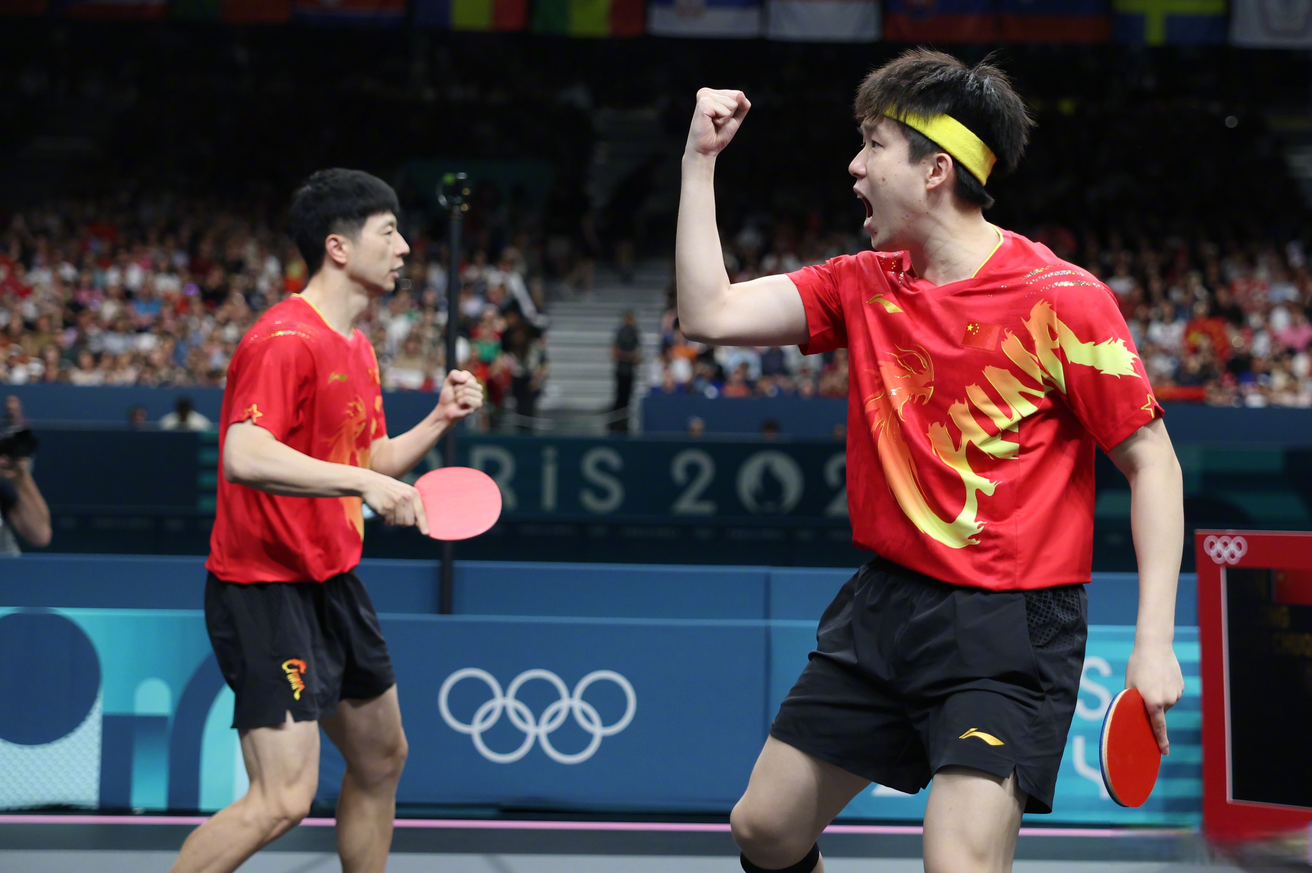 法国队力克中国队，马龙带队取胜