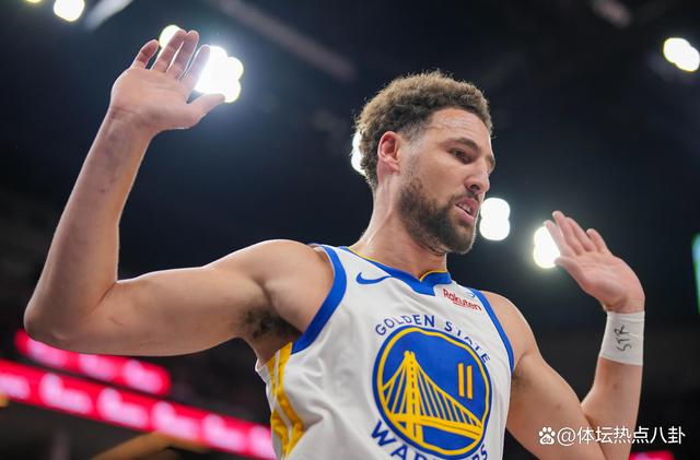 四川队力克鹈鹕，克莱点燃赛场