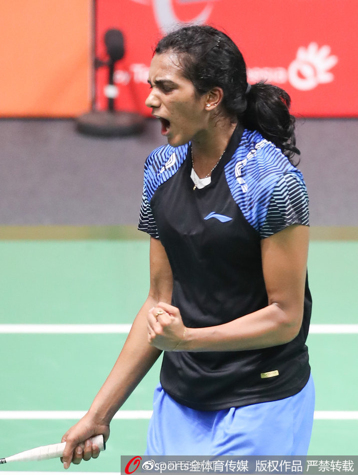 印尼队碾压德国队,辛杜统治全场 印尼队碾压德国队,辛杜统治全场