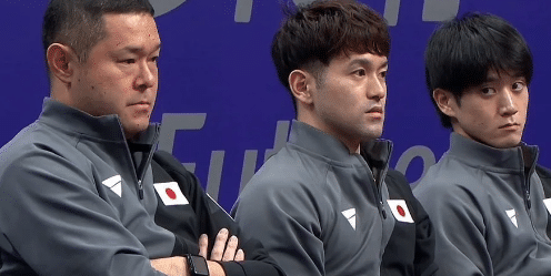 日本队横扫英格兰队,王皓统治全场 日本队横扫英格兰队,王皓统治全场